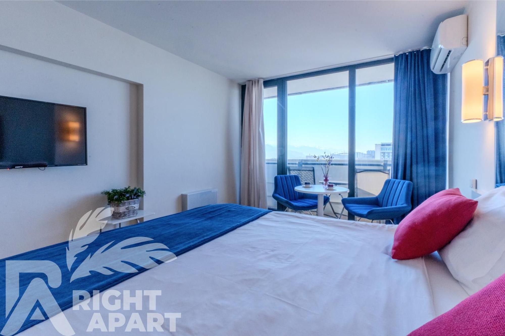 Orbi City Hotel Sea View Batoemi Buitenkant foto